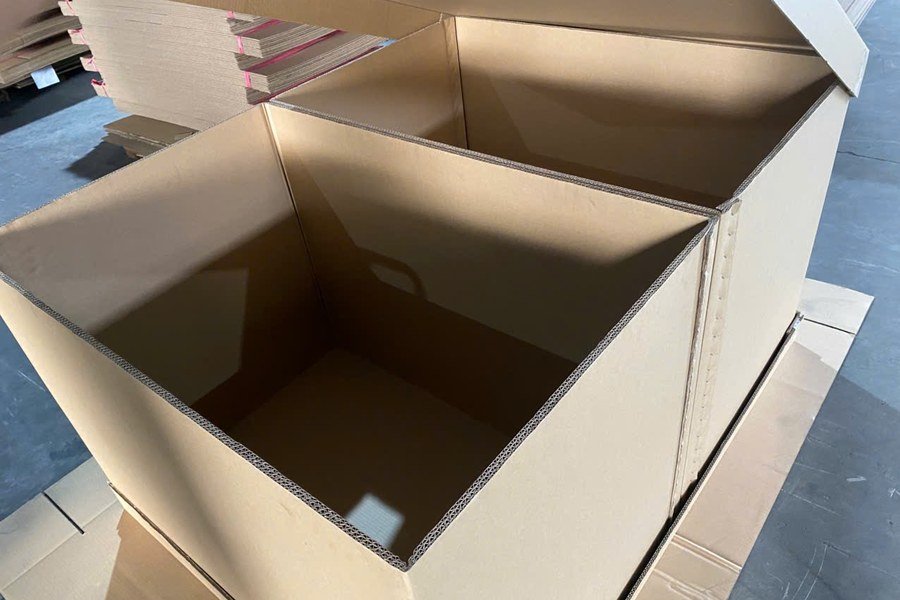 Mẫu thùng carton mở nắp